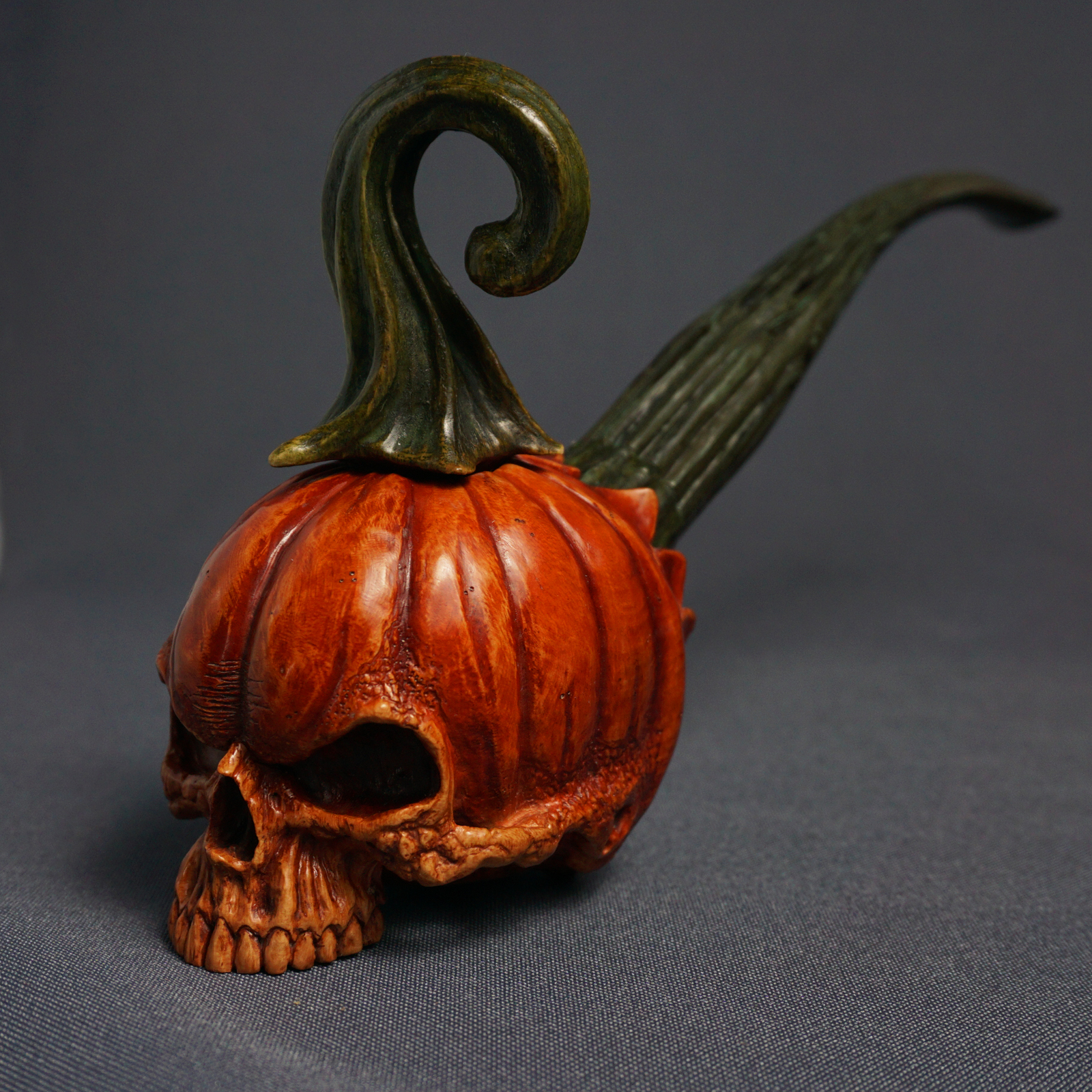 Pumpkin Skull Pipe