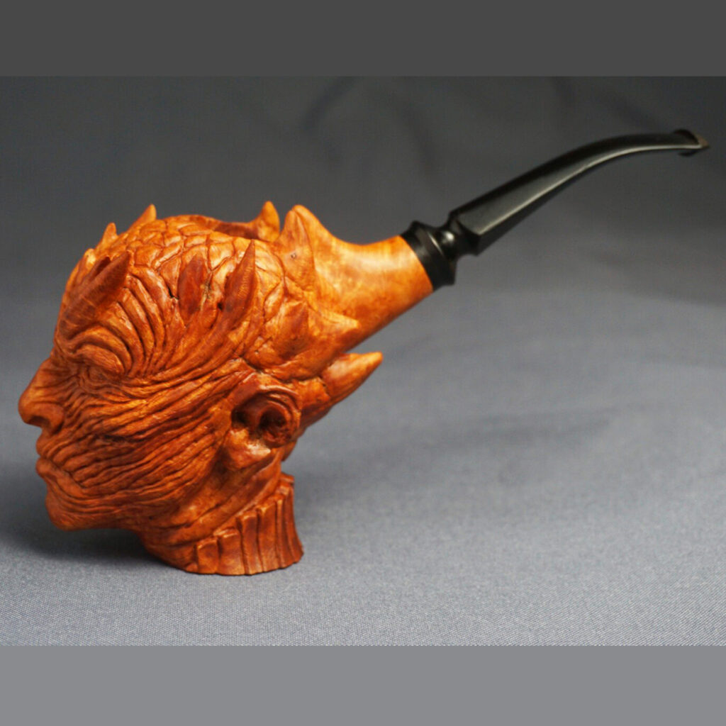 Night King Smoking Pipe