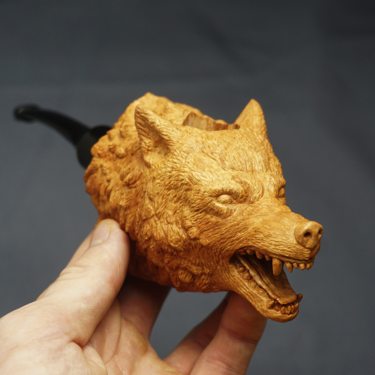Fenrir Wolf — carved briar pipe