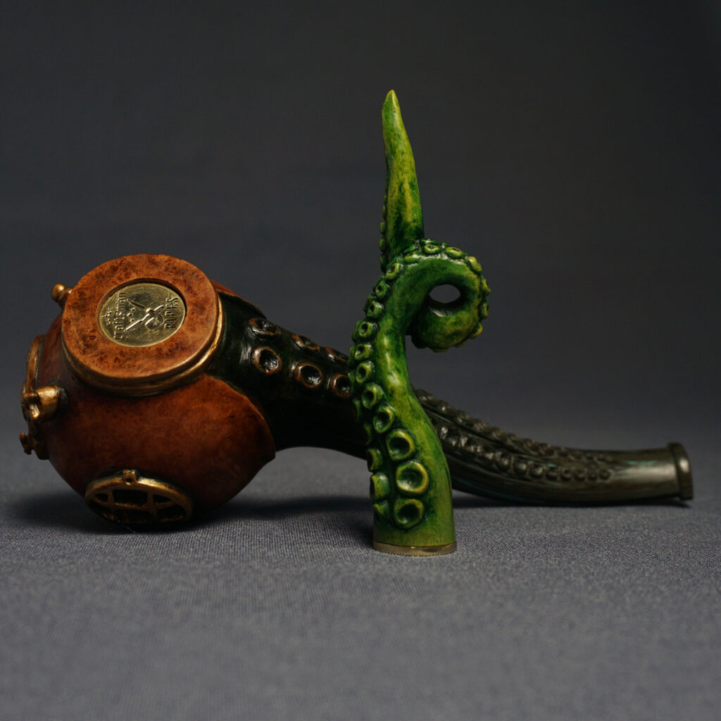 Diving Helmet Smoking Pipe
