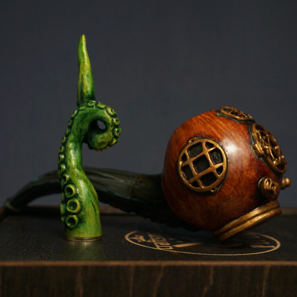 Diving Helmet Smoking Pipe