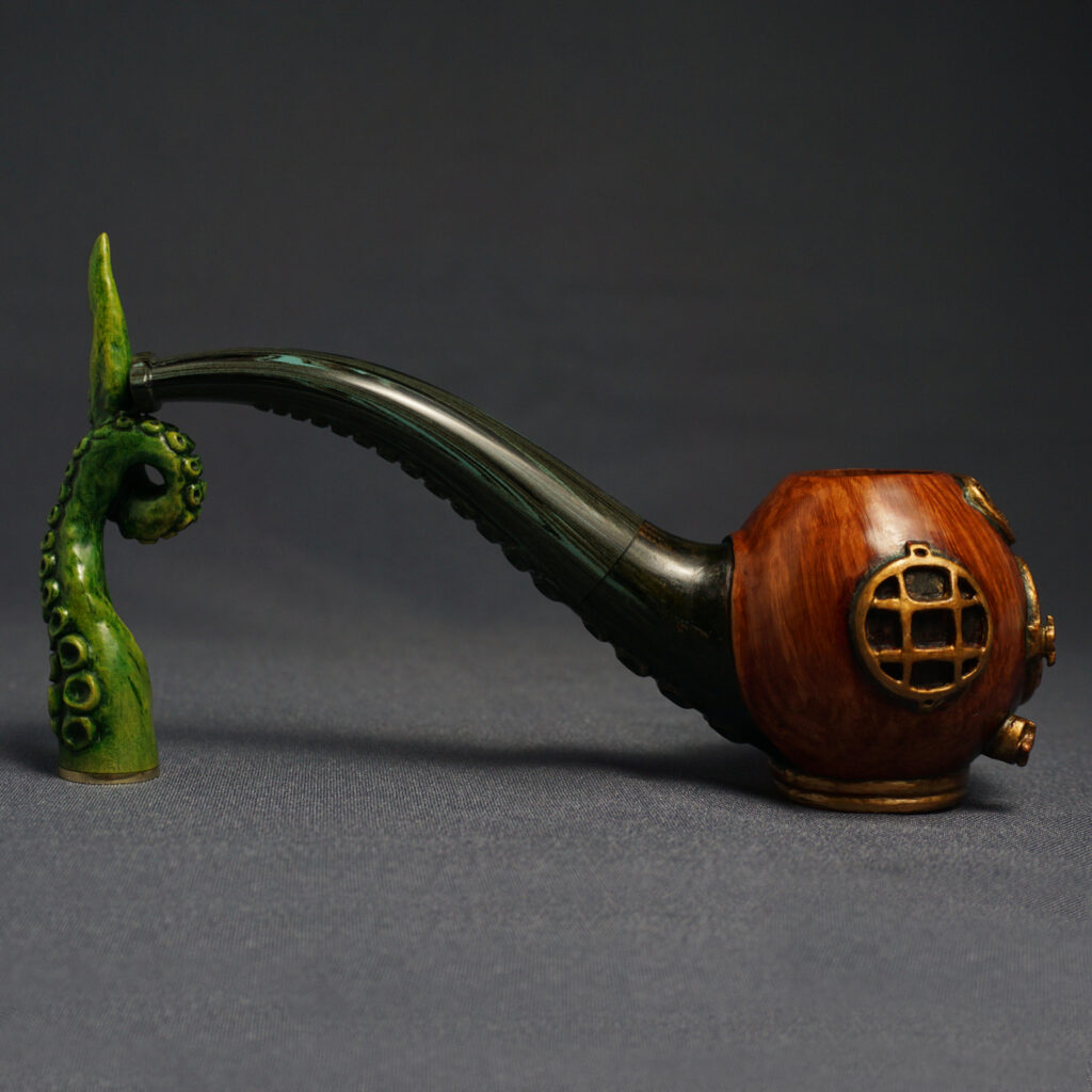 Diving Helmet Smoking Pipe