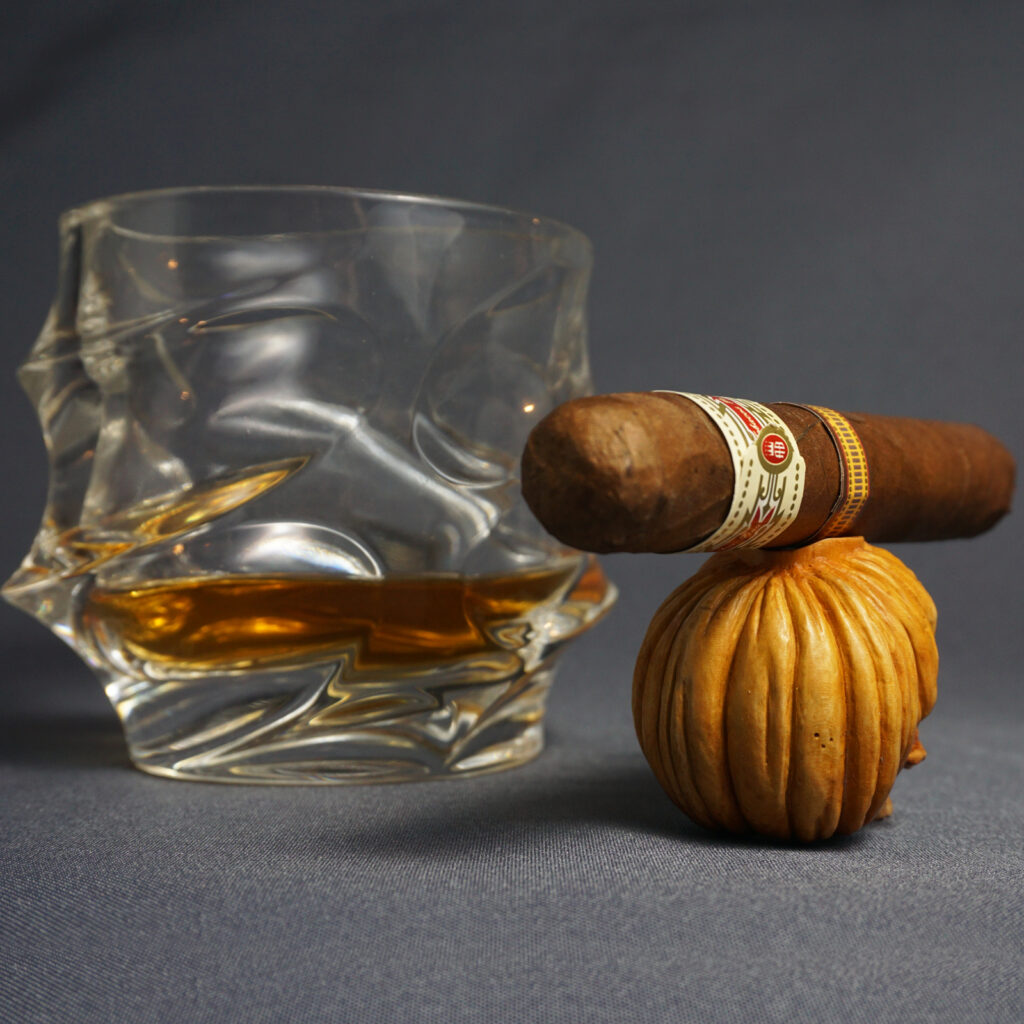 Pumpkin Skull Cigar Holder