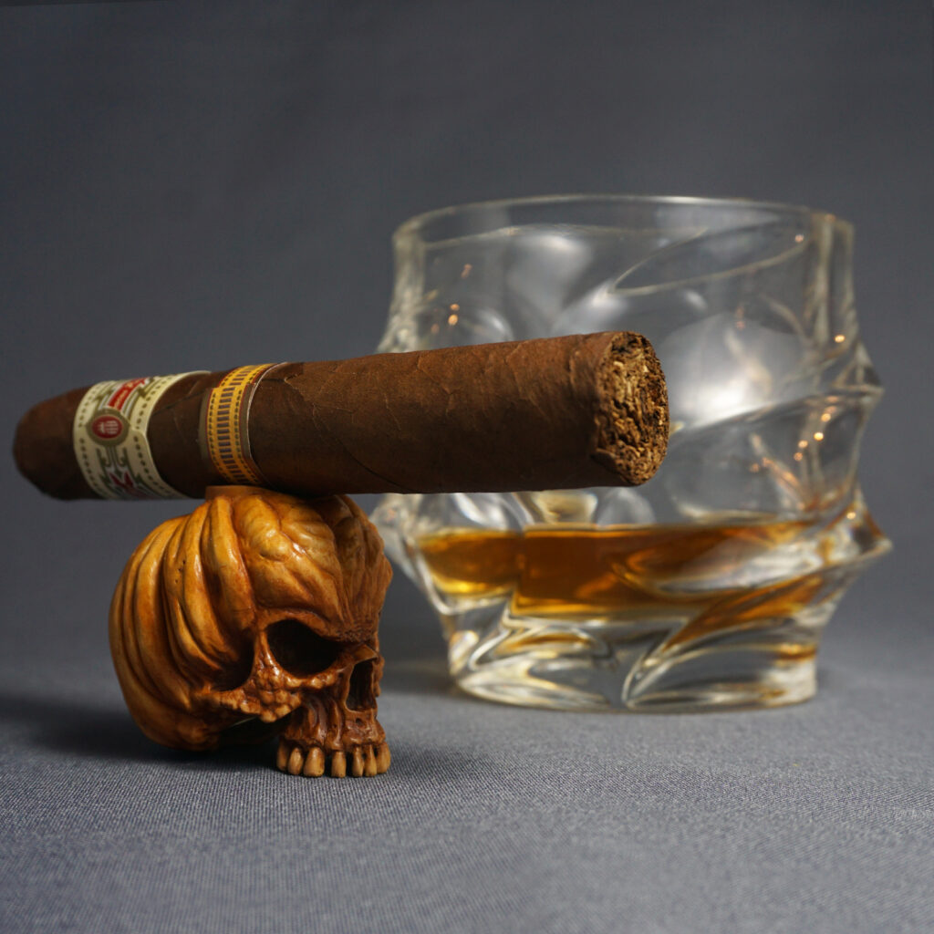 Pumpkin Skull Cigar Holder