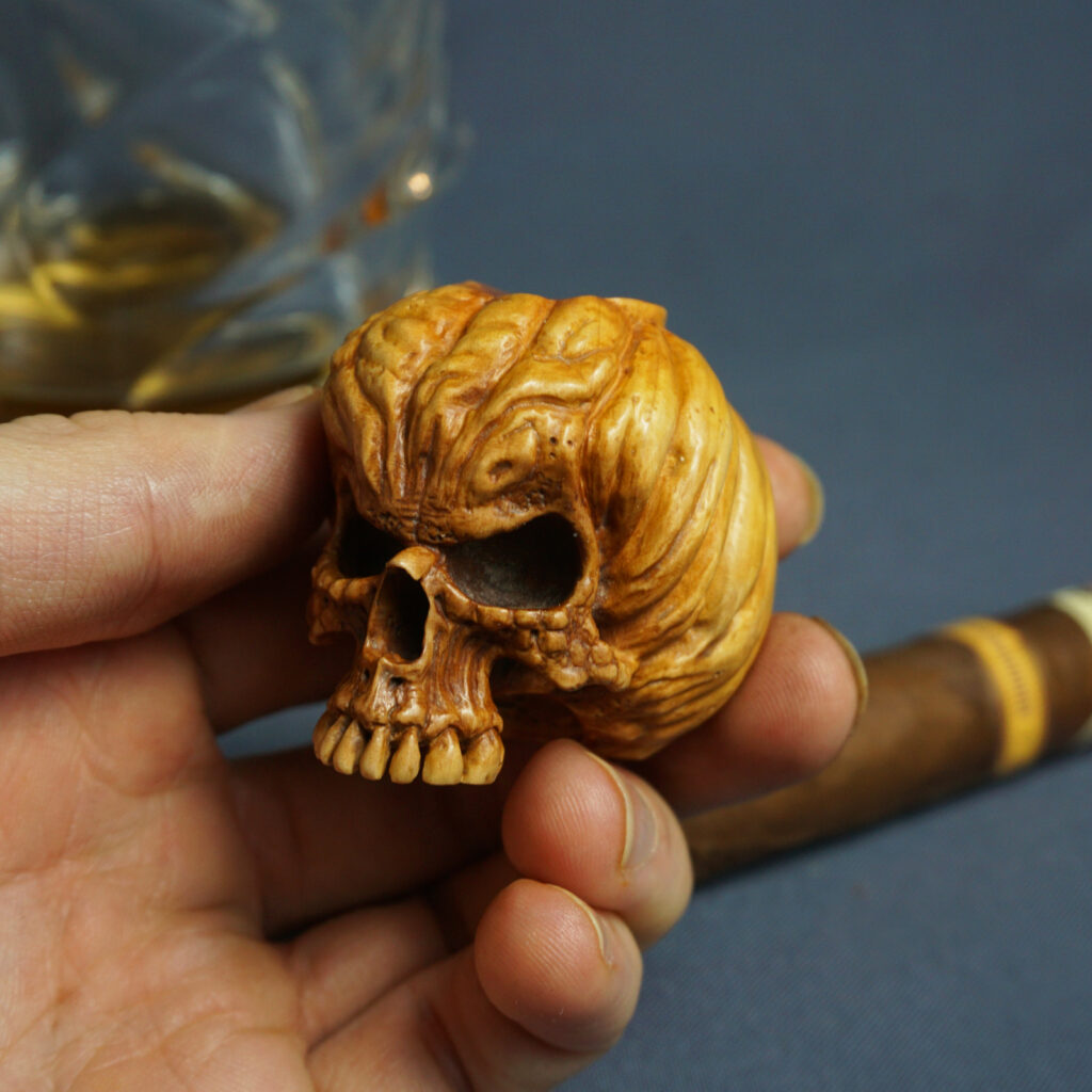 Pumpkin Skull Cigar Holder