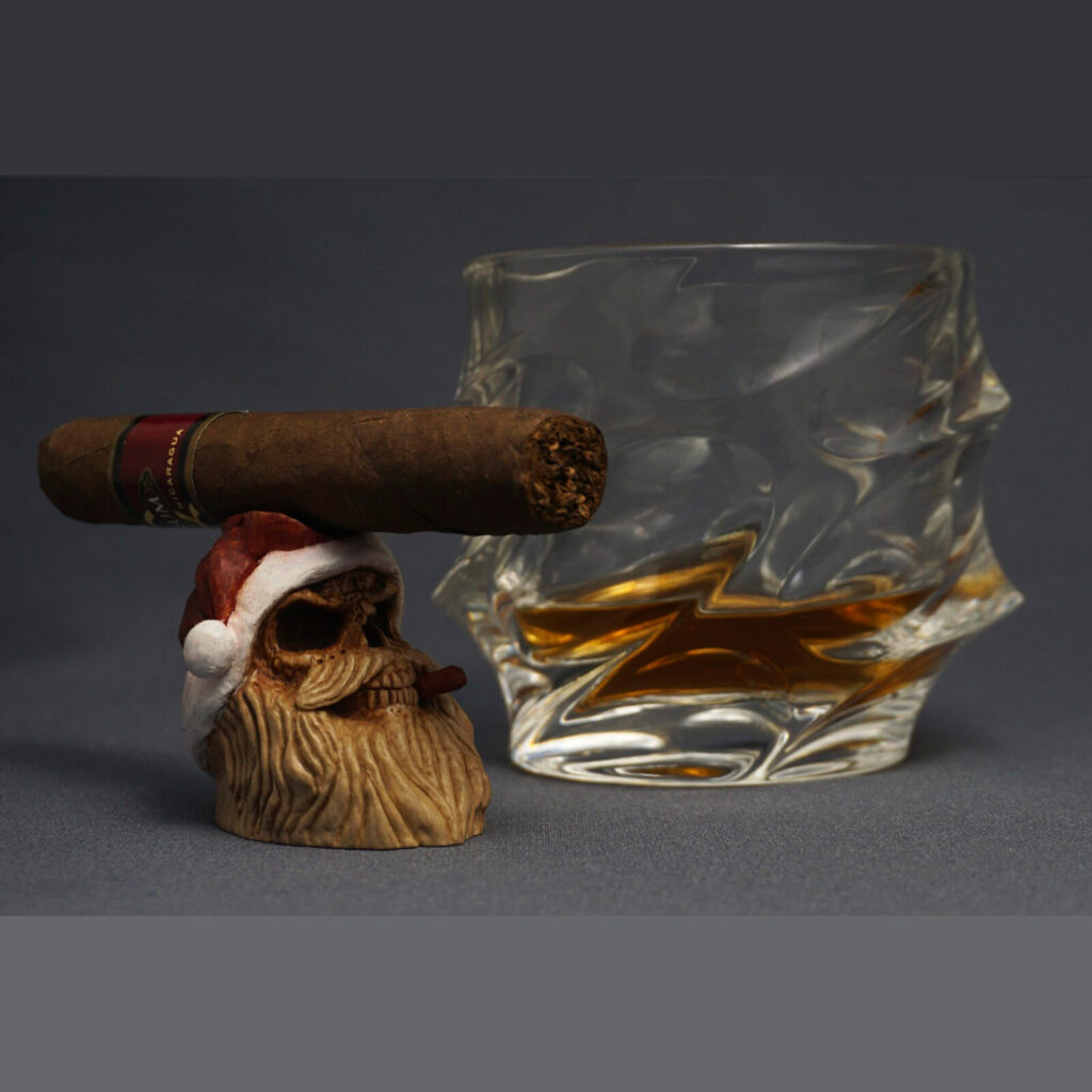 Santa Skull Cigar Holder
