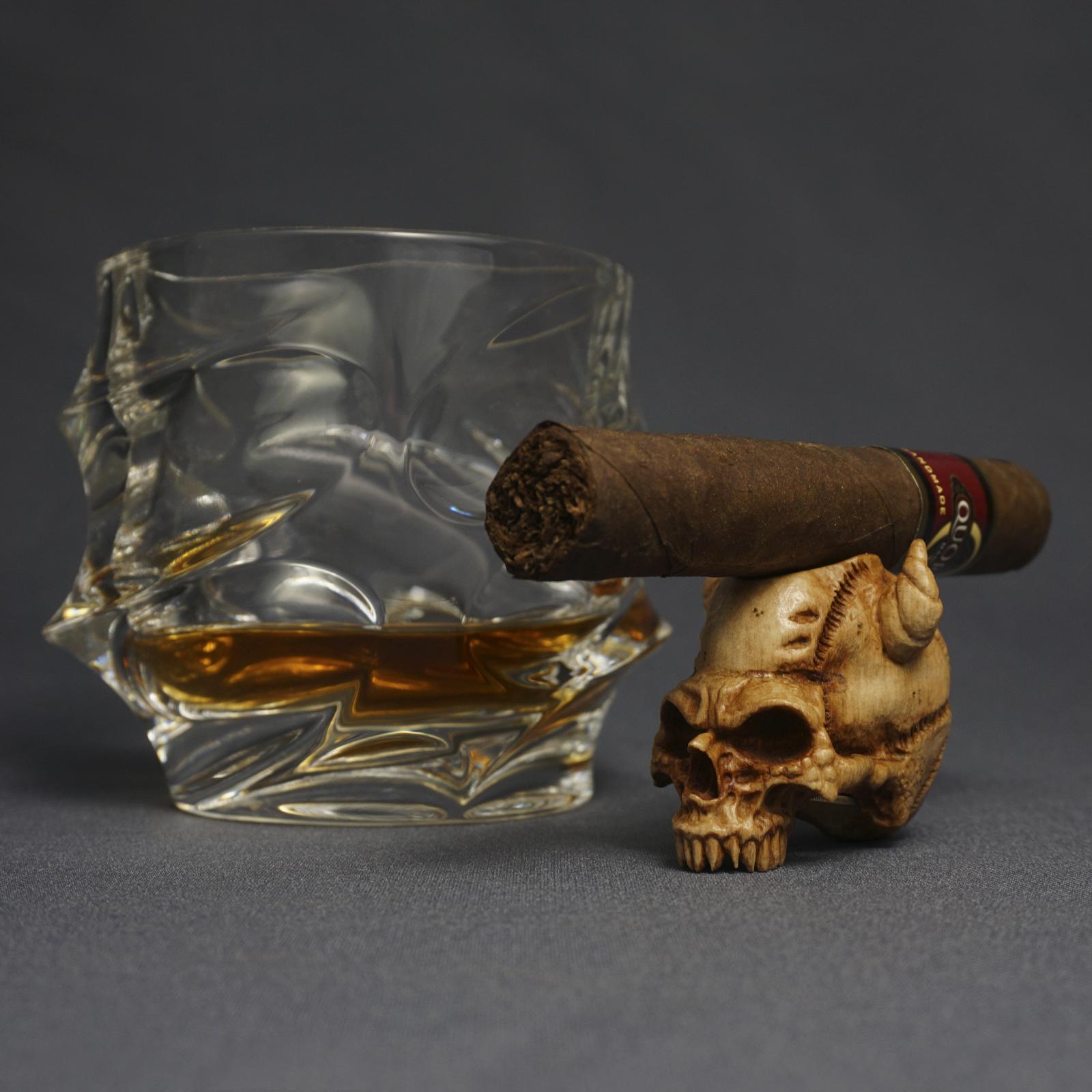 Demon Skull Cigar Rest