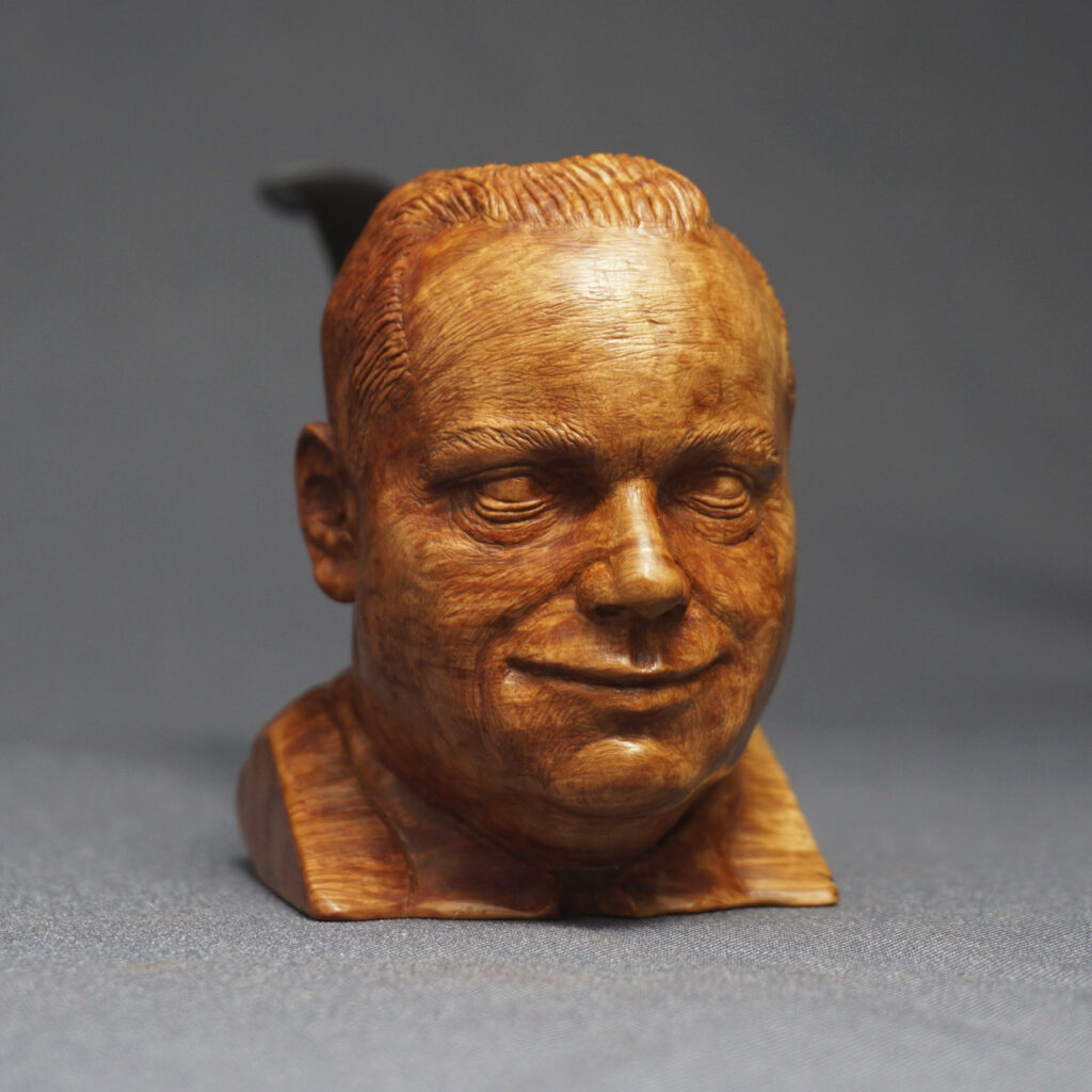 Roscoe Arbuckle Smoking Pipe