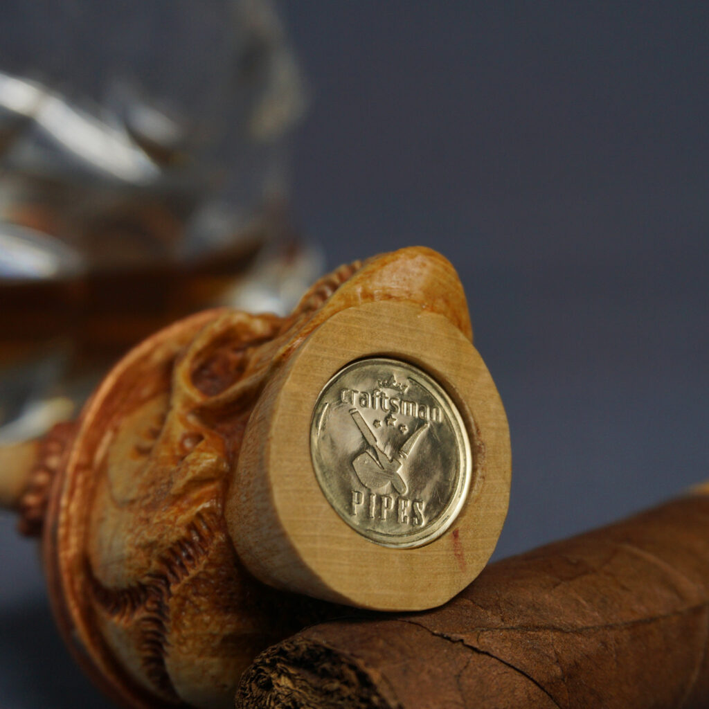 Viking skull cigar rest