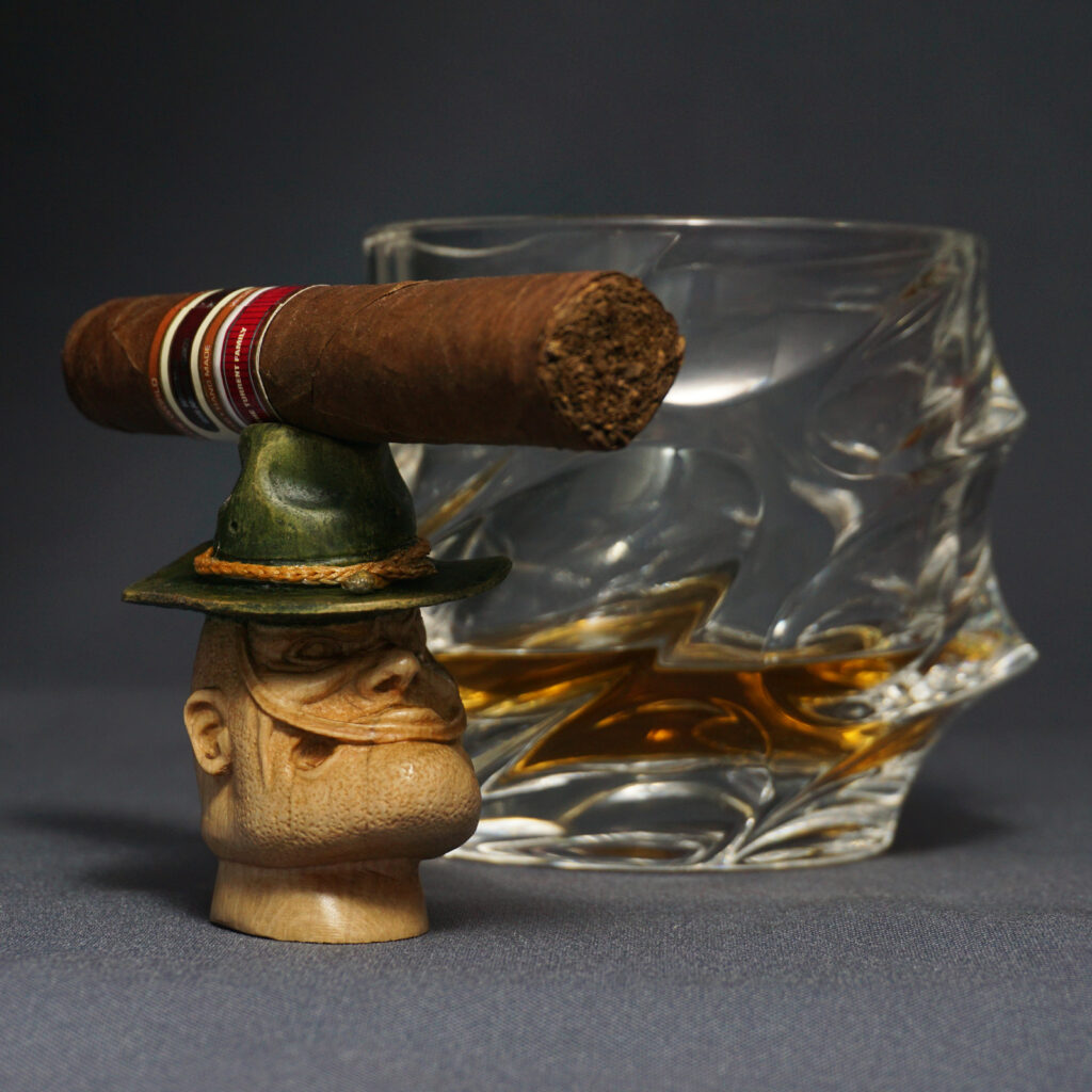 Ol' Sarge cigar stand