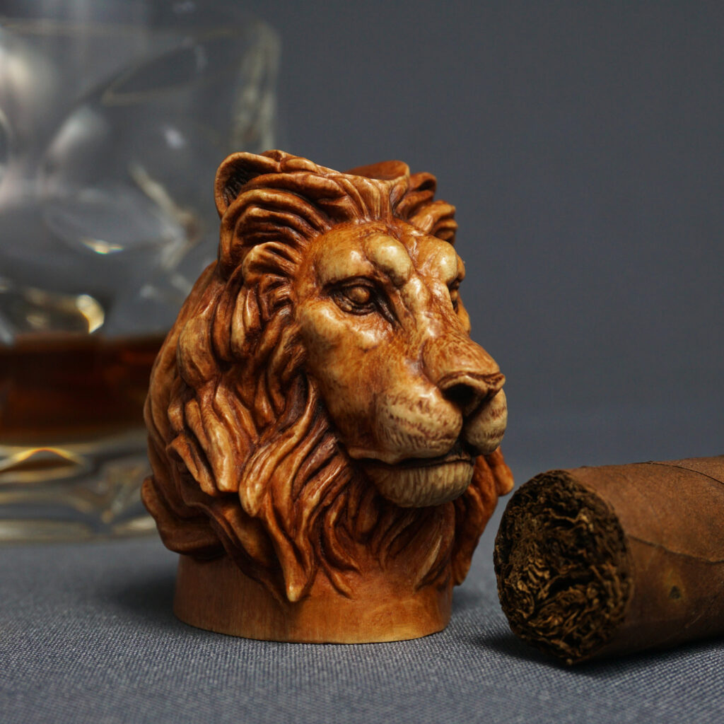 Lion cigar stand