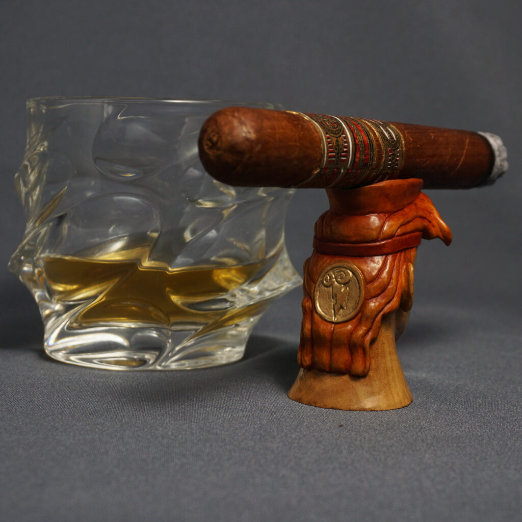 Hercules cigar stand