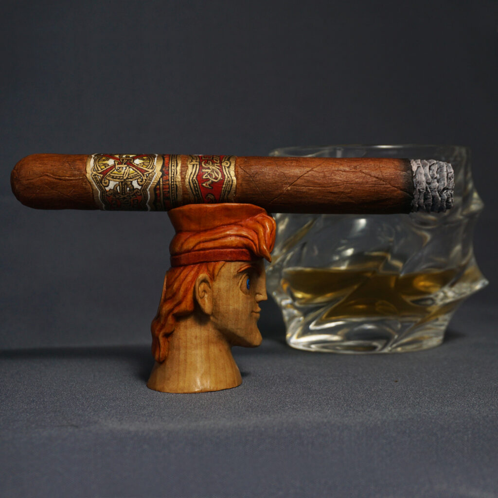 Hercules cigar stand