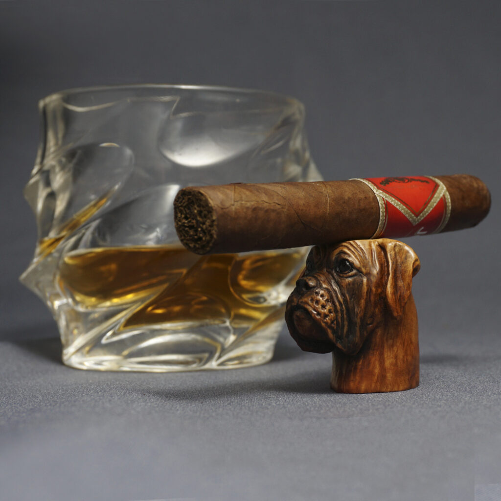 Boxer cigar holder
