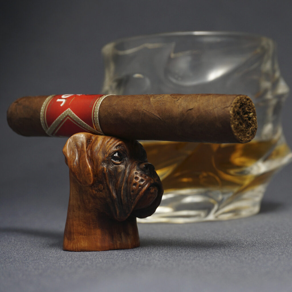 Boxer cigar holder