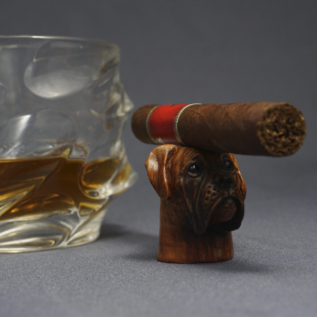 Boxer cigar holder