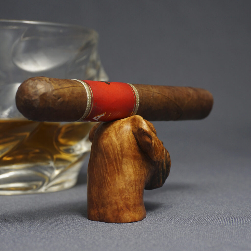 Boxer cigar holder