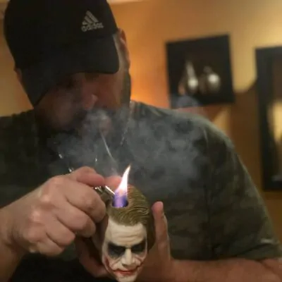 Joker custom tobacco pipe handcrafted from briar wood