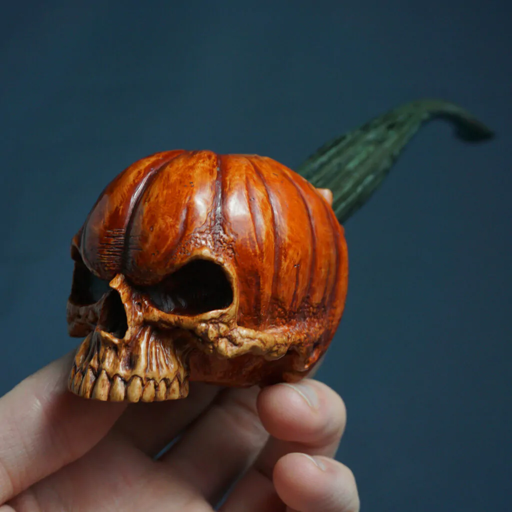 Pumpkin Skull Pipe