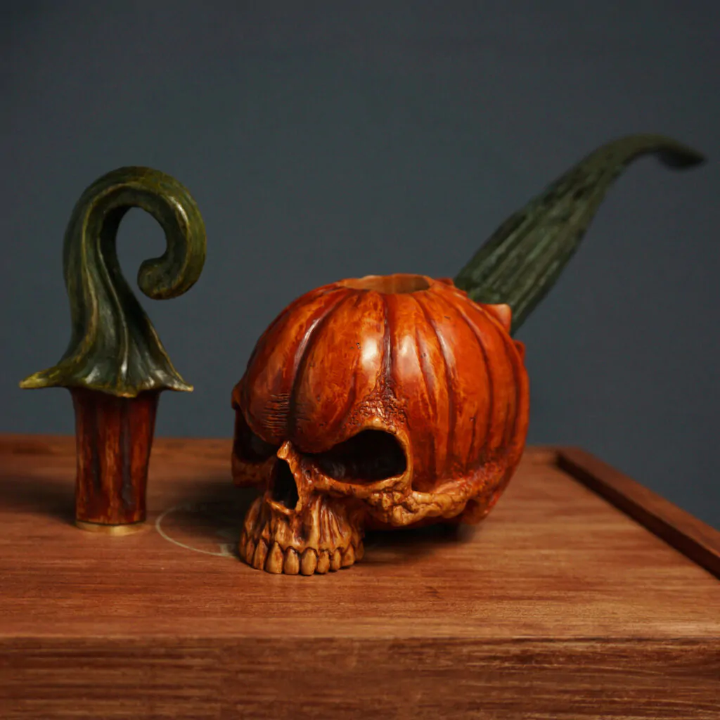 Pumpkin Skull Pipe