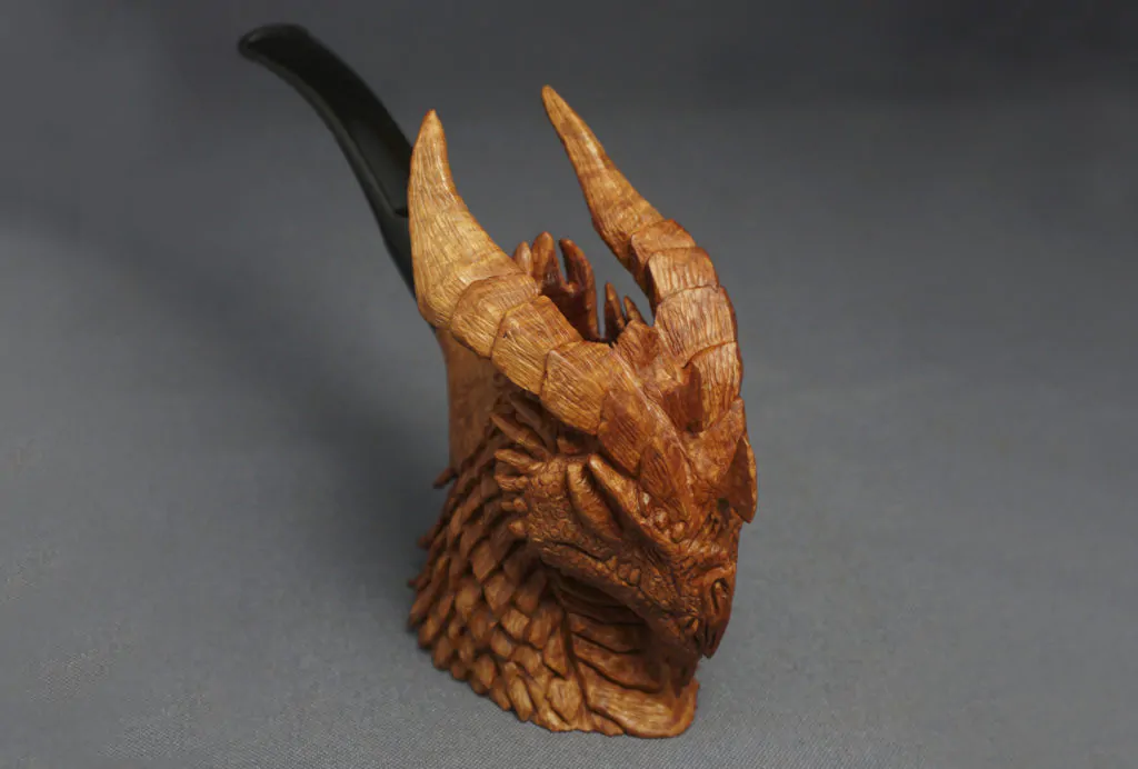 Dragon handmade wooden pipe