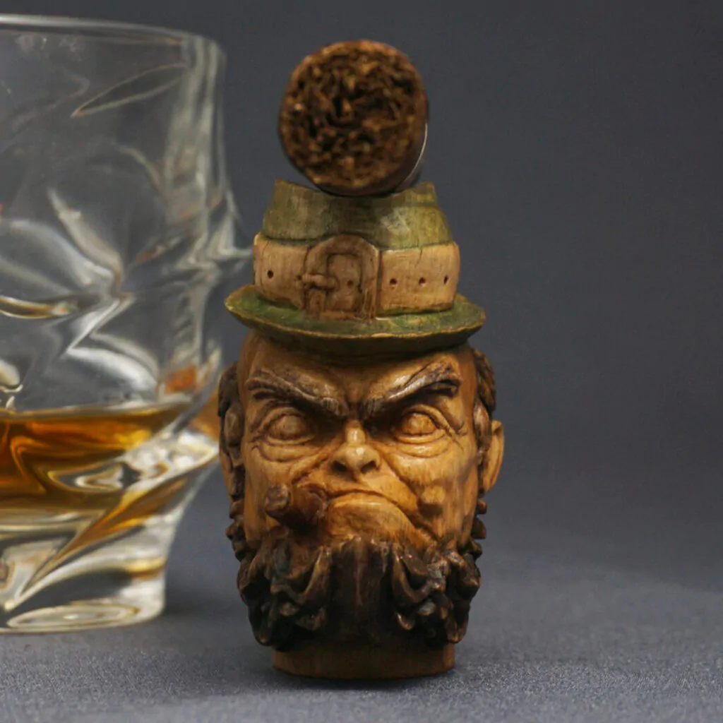 Leprechaun Cigar Stand