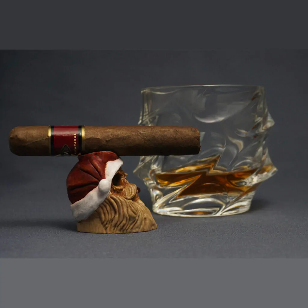 Santa Skull Cigar Holder