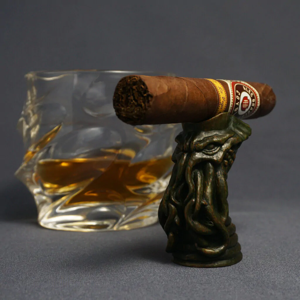 Cthulhu Cigar Stand