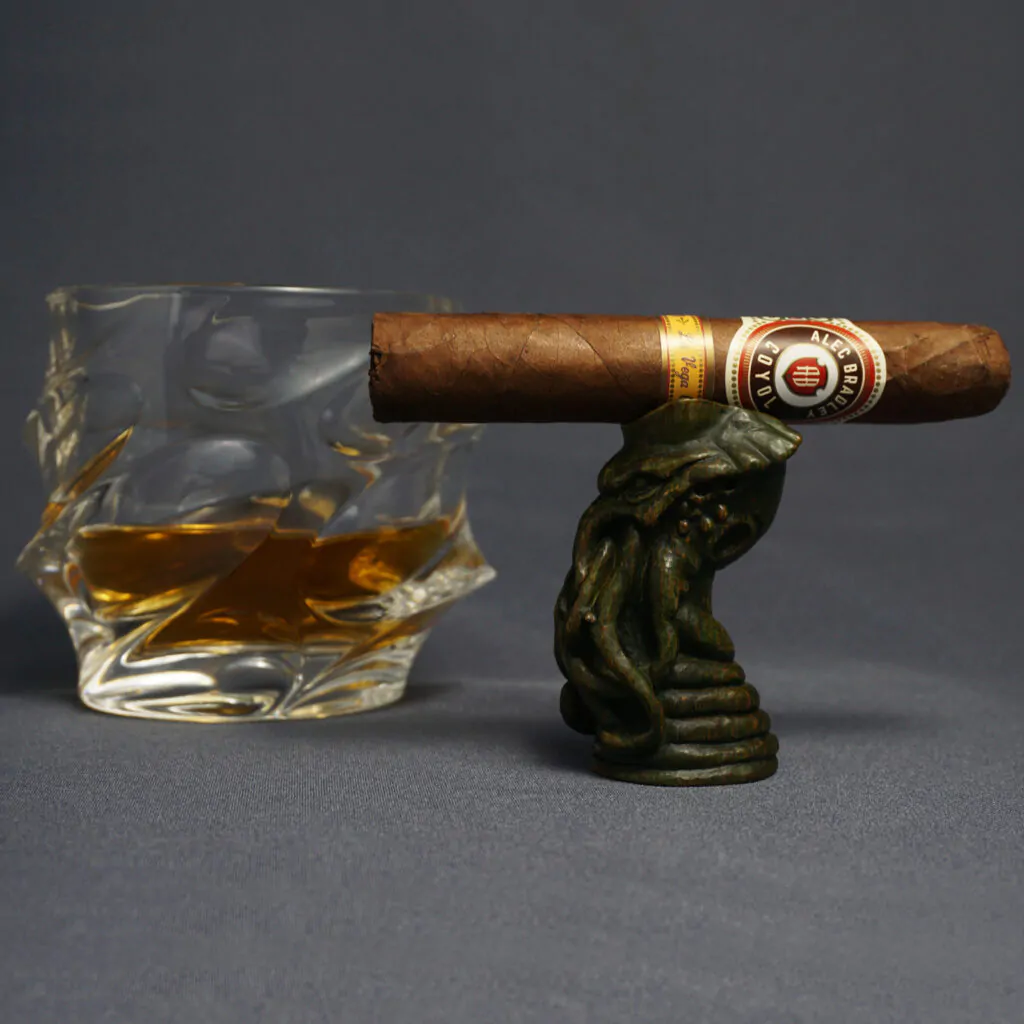 Cthulhu Cigar Stand