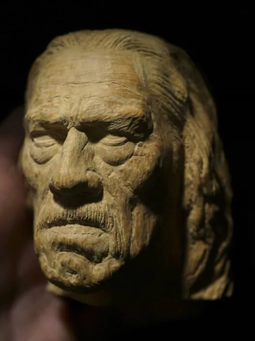 Machete pipe carving