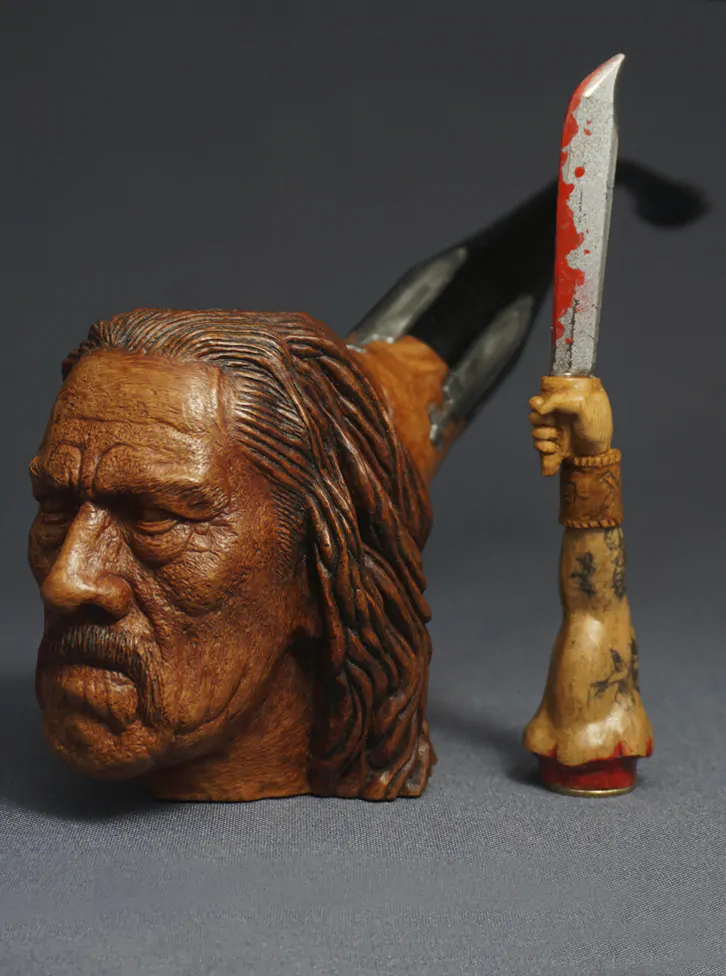 Machete tobacco pipe