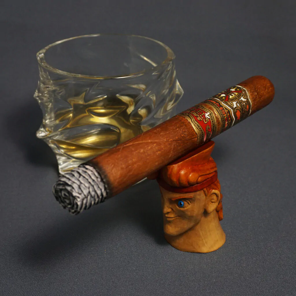 Hercules cigar stand